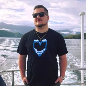 Meet your Posher, Grant